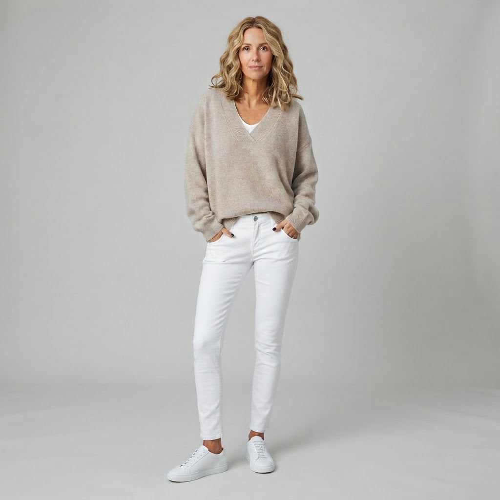 Sweater | Women's Fit V-Neck